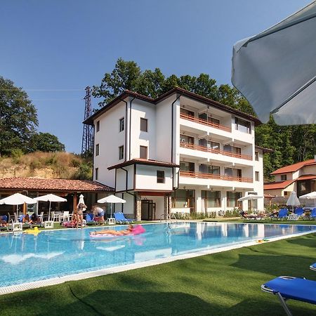 Eco Park Shkorpilovtsi Aparthotel Exterior foto