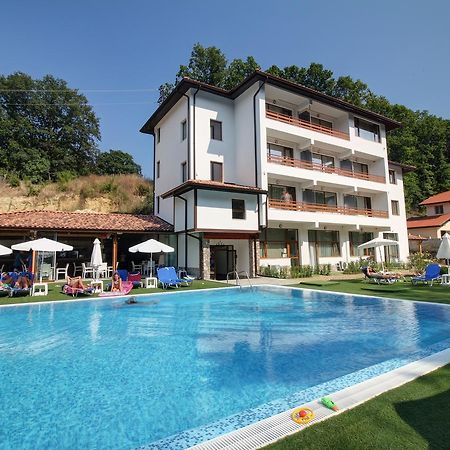 Eco Park Shkorpilovtsi Aparthotel Exterior foto