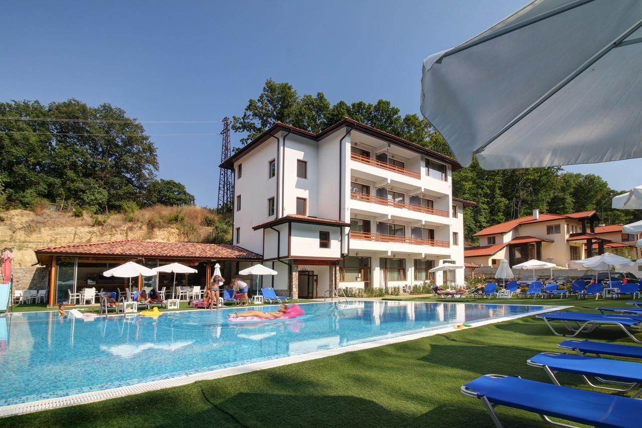 Eco Park Shkorpilovtsi Aparthotel Exterior foto